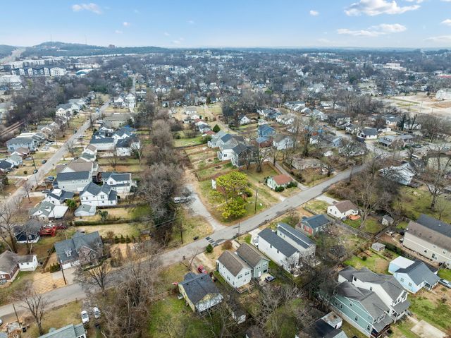 924A Strouse Ave, Nashville, TN 37206