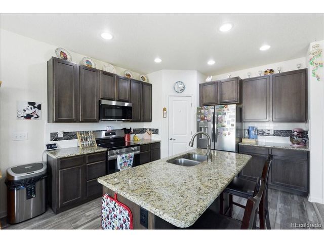 692 Settlers Dr, Milliken, CO 80543