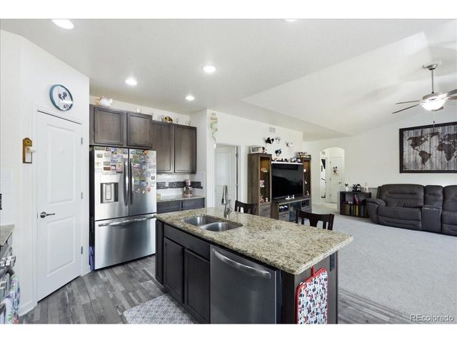 692 Settlers Dr, Milliken, CO 80543
