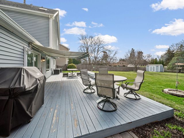 760 Thunderbird Trail, Carol Stream, IL 60188