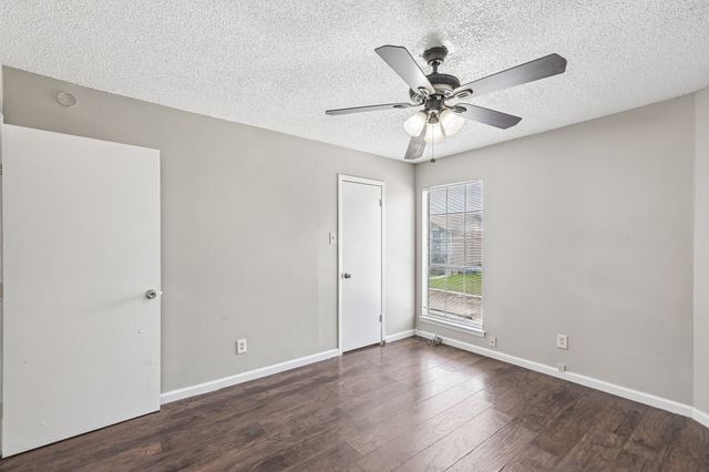 2813 Wimbledon Court, Garland, TX 75041