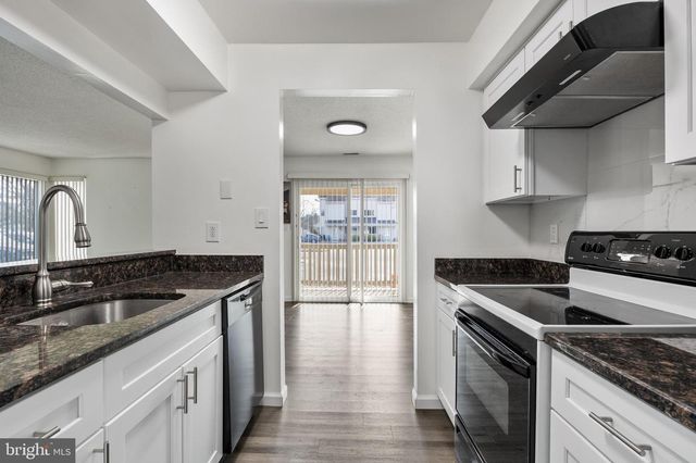 117 SANDRA RD, Voorhees, NJ 08043