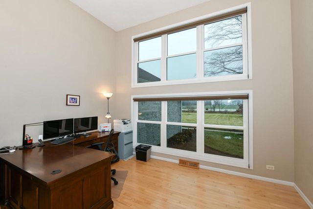 909 S Beaumont AVENUE, Kansasville, WI 53139