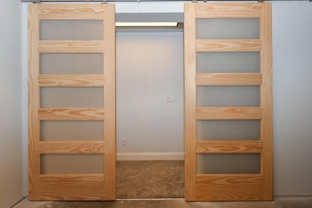 909 S Beaumont AVENUE, Kansasville, WI 53139