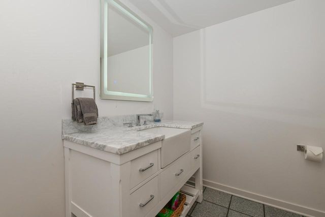 909 S Beaumont AVENUE, Kansasville, WI 53139