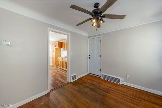 464 E 250th Street, Euclid, OH 44132