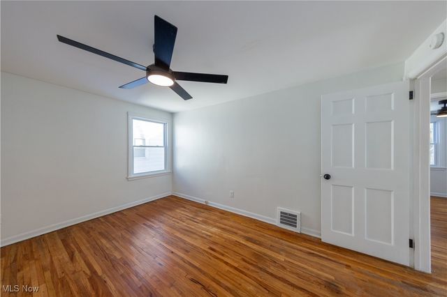 464 E 250th Street, Euclid, OH 44132