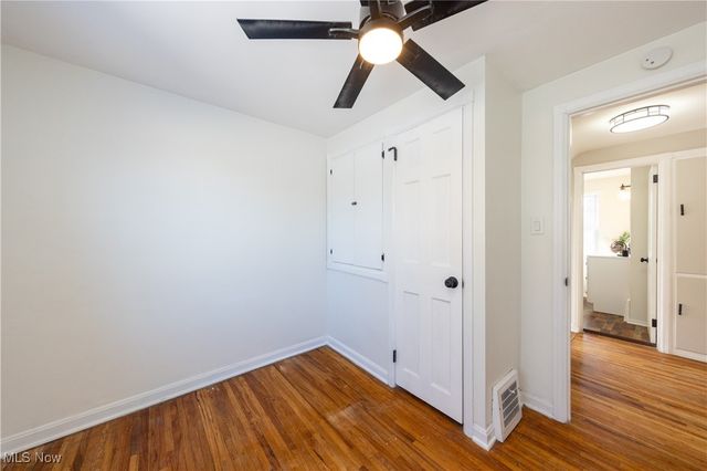 464 E 250th Street, Euclid, OH 44132