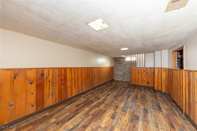 464 E 250th Street, Euclid, OH 44132