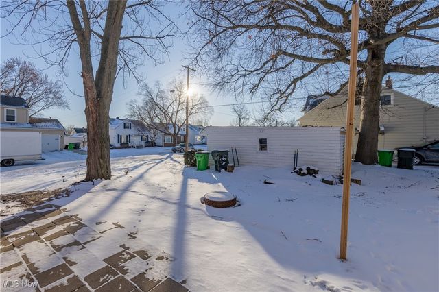 464 E 250th Street, Euclid, OH 44132