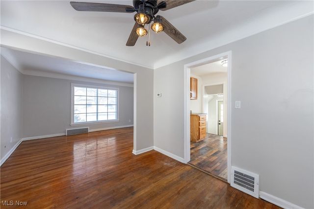 464 E 250th Street, Euclid, OH 44132