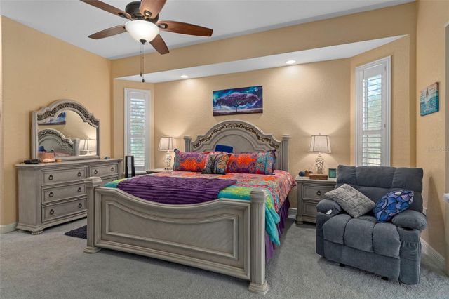 39 LINDER STREET, Homosassa, FL 34446