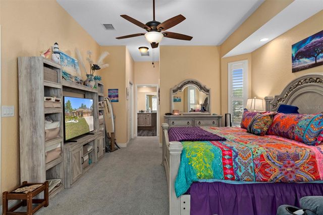 39 LINDER STREET, Homosassa, FL 34446