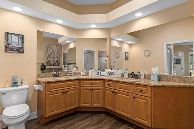 39 LINDER STREET, Homosassa, FL 34446