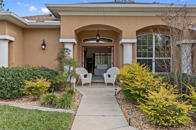 39 LINDER STREET, Homosassa, FL 34446