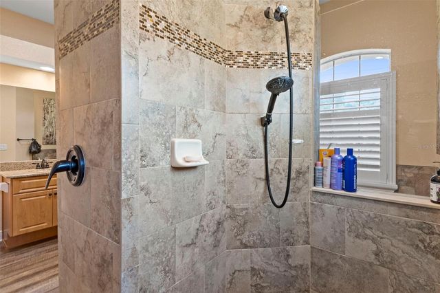 39 LINDER STREET, Homosassa, FL 34446