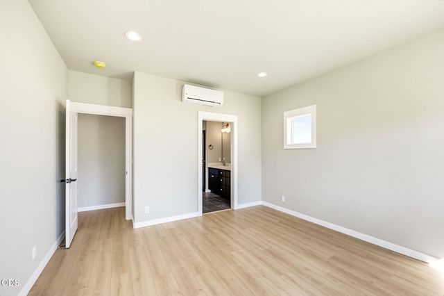 3220 Garner Way, Medford, OR 97504