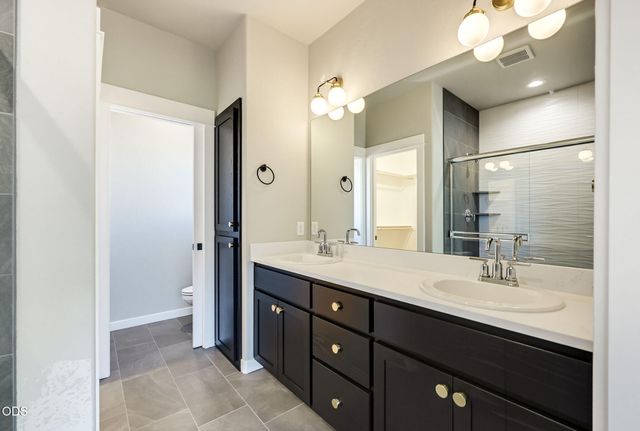 3220 Garner Way, Medford, OR 97504