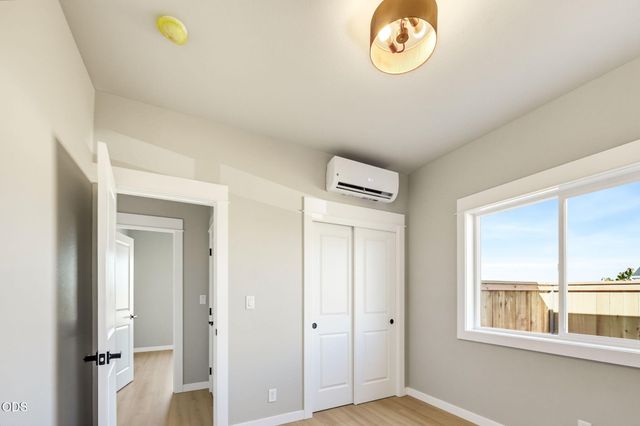 3220 Garner Way, Medford, OR 97504
