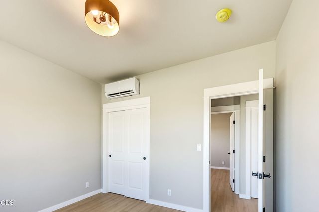 3220 Garner Way, Medford, OR 97504