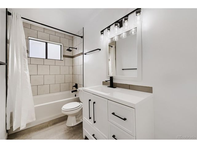 6021 Yarrow St A1, Arvada, CO 80004