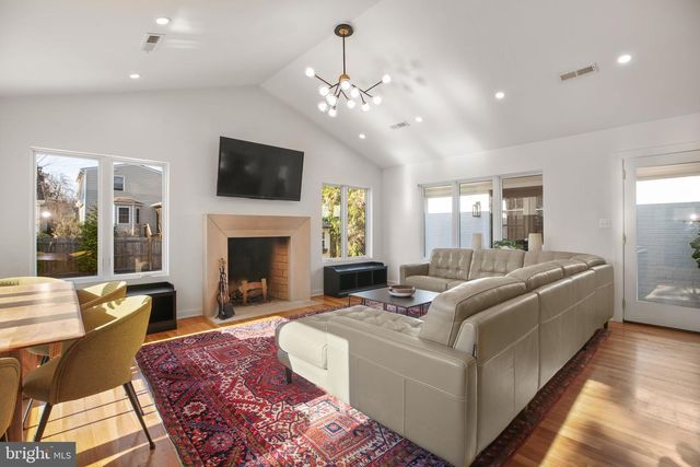 1313 DANDRIDGE ST, Fredericksburg, VA 22401