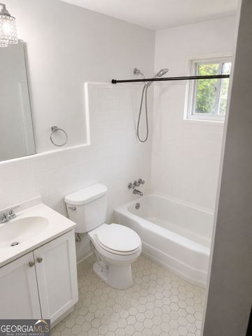 3226 Cloverhurst Drive, East Point, GA 30344