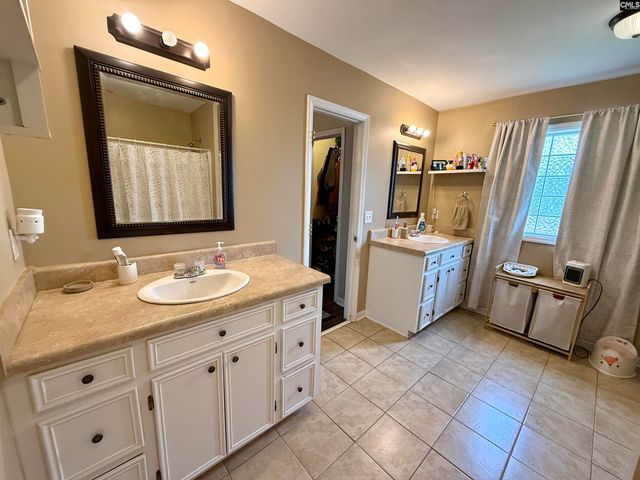 1337 Cheraw, Cassatt, SC 29032