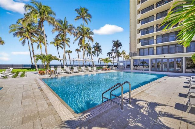 4001 GULF SHORE BLVD N 500, Naples, FL 34103