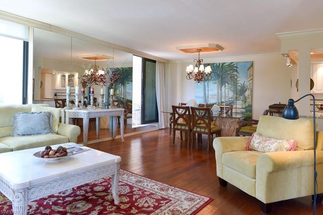 4001 GULF SHORE BLVD N 500, Naples, FL 34103