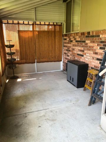 25136 Potomac Drive, South Lyon, MI 48178