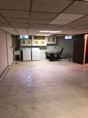 25136 Potomac Drive, South Lyon, MI 48178