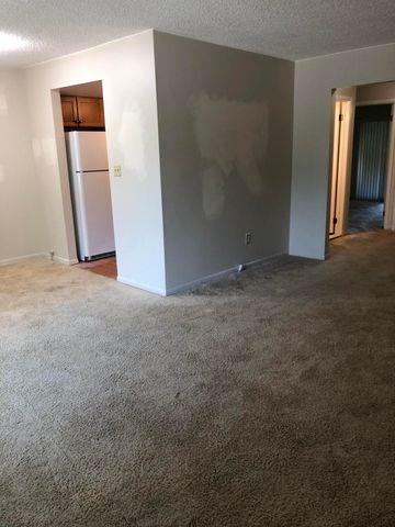 25136 Potomac Drive, South Lyon, MI 48178