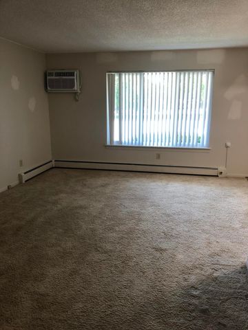 25136 Potomac Drive, South Lyon, MI 48178