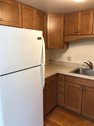 25136 Potomac Drive, South Lyon, MI 48178