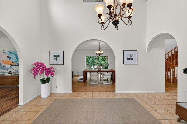 1523 Perez Dr, Pacifica, CA 94044