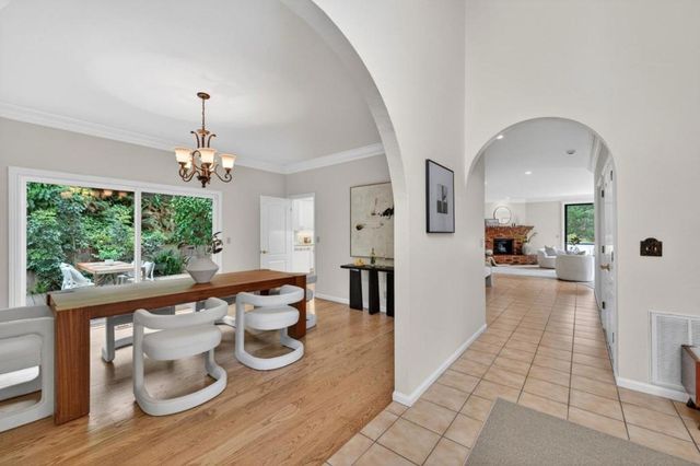 1523 Perez Dr, Pacifica, CA 94044