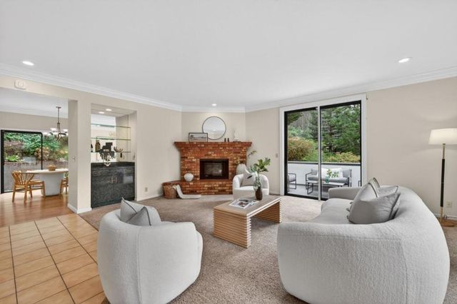 1523 Perez Dr, Pacifica, CA 94044