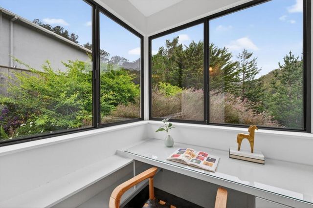 1523 Perez Dr, Pacifica, CA 94044
