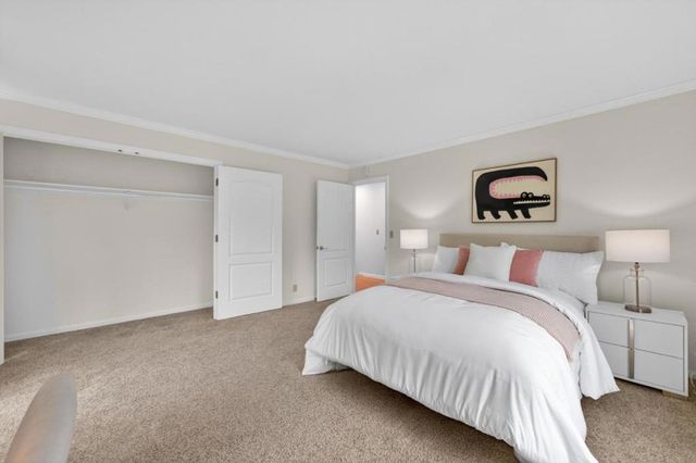1523 Perez Dr, Pacifica, CA 94044