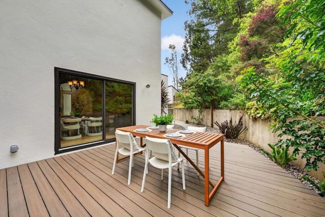 1523 Perez Dr, Pacifica, CA 94044