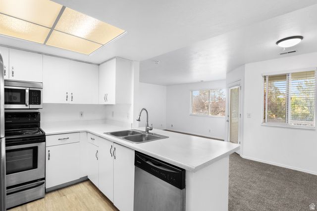 221 E FORT UNION BLVD, Midvale, UT 84047