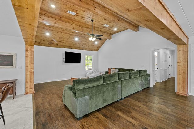 405 Bald Knob Lake Road, Bald Knob, AR 72010