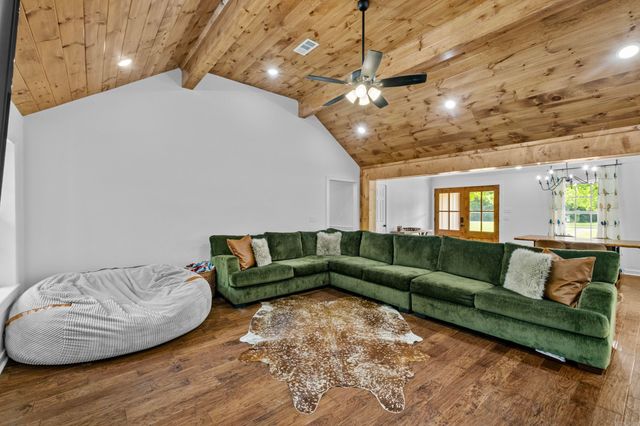 405 Bald Knob Lake Road, Bald Knob, AR 72010