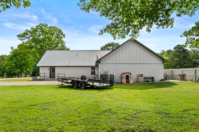 405 Bald Knob Lake Road, Bald Knob, AR 72010