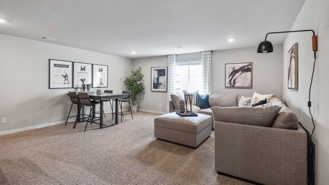 1028 33rd Street SE, Altoona, IA 50009