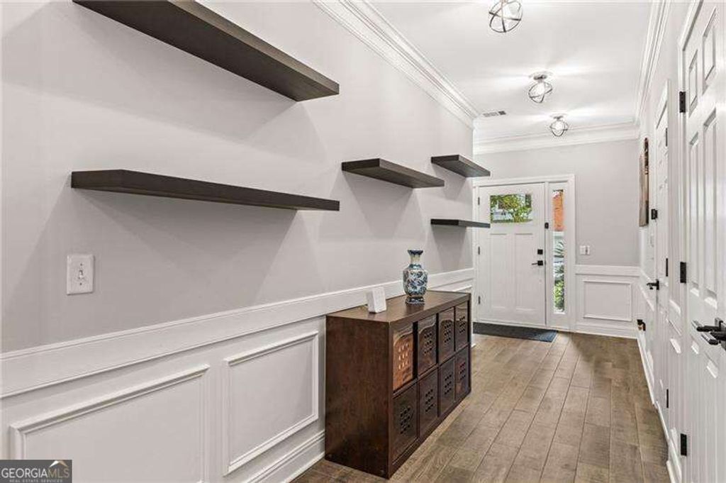2449 Manor Walk, Decatur, GA 30030 — photo 5