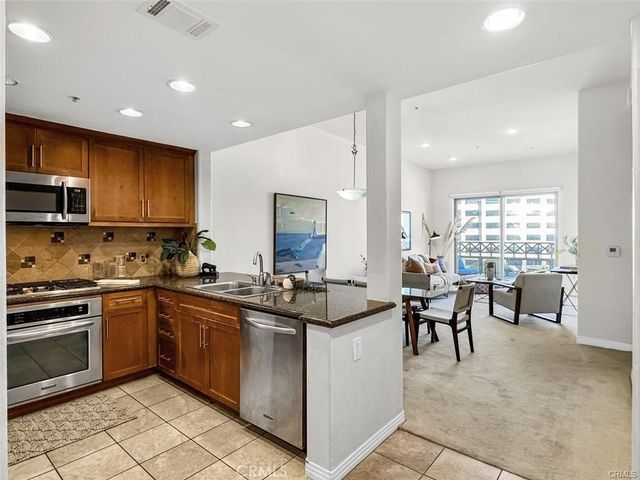 931 E Walnut 607, Pasadena, CA 91106