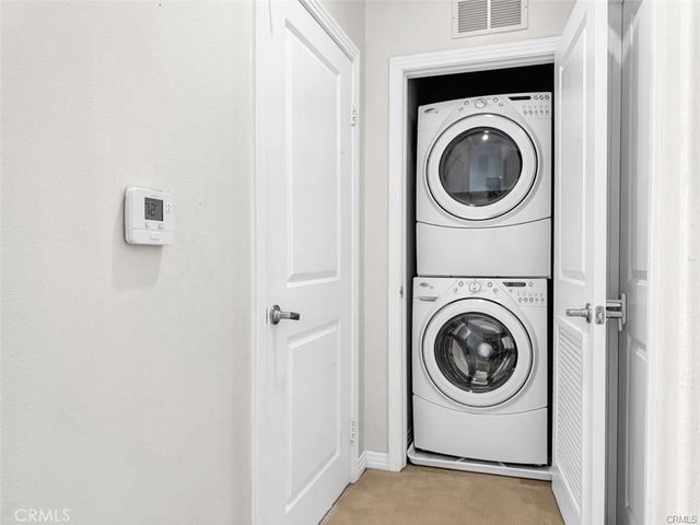 931 E Walnut 607, Pasadena, CA 91106