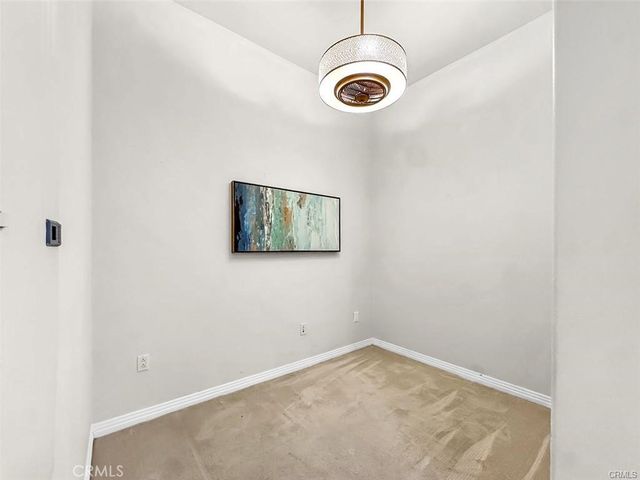 931 E Walnut 607, Pasadena, CA 91106